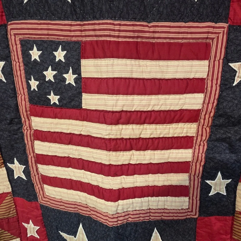 Americana Patriotic Stars and Stripes Quilted Wall Hanging Navy Red Cream 59x45